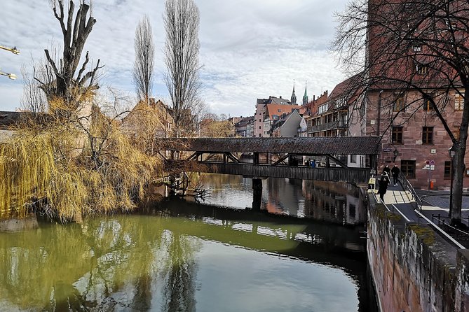 Medieval Tour in Nuremberg in Spanish - Hangman’s Bridge and the city’s least desired job