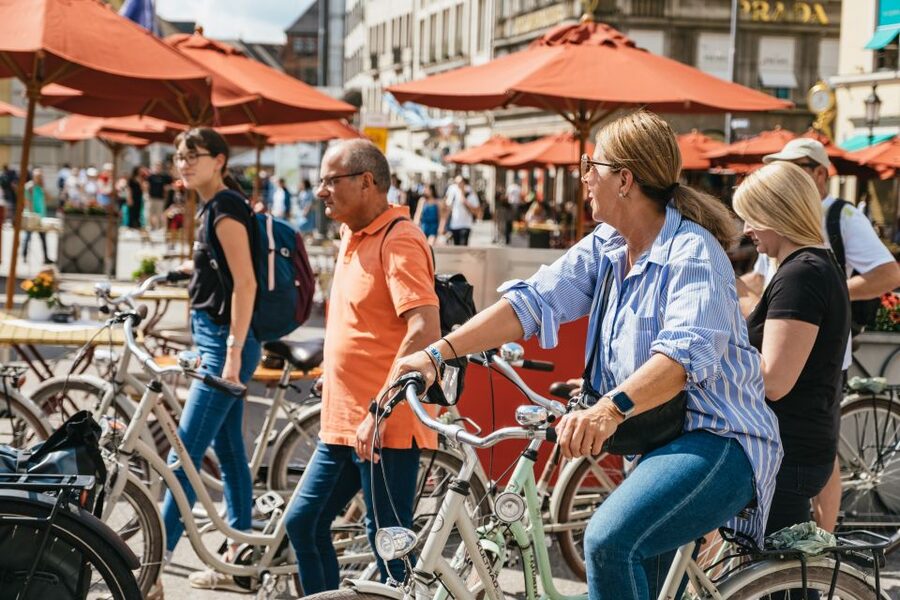 Munich 3-Hour Guided Bike Tour - Guide quality and the feel of the ride