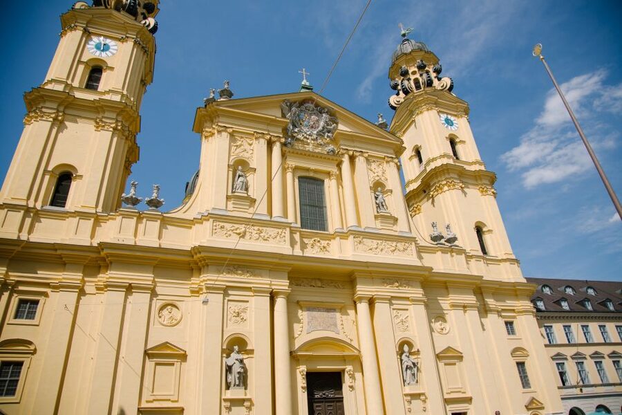 Munich 3-Hour Segway Tour: Nazi Munich & Royal Architecture - Karolinenplatz and Königsplatz: Munich’s grand stage