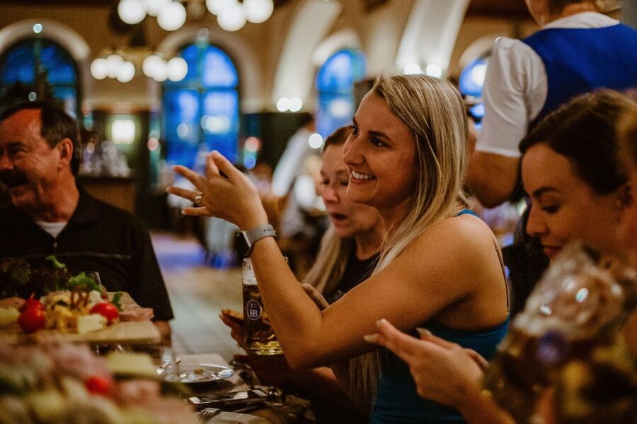 Munich: Beer and Food Tour with Dinner & Oktoberfest Museum - Tasting Bavarian beer one small glass at a time