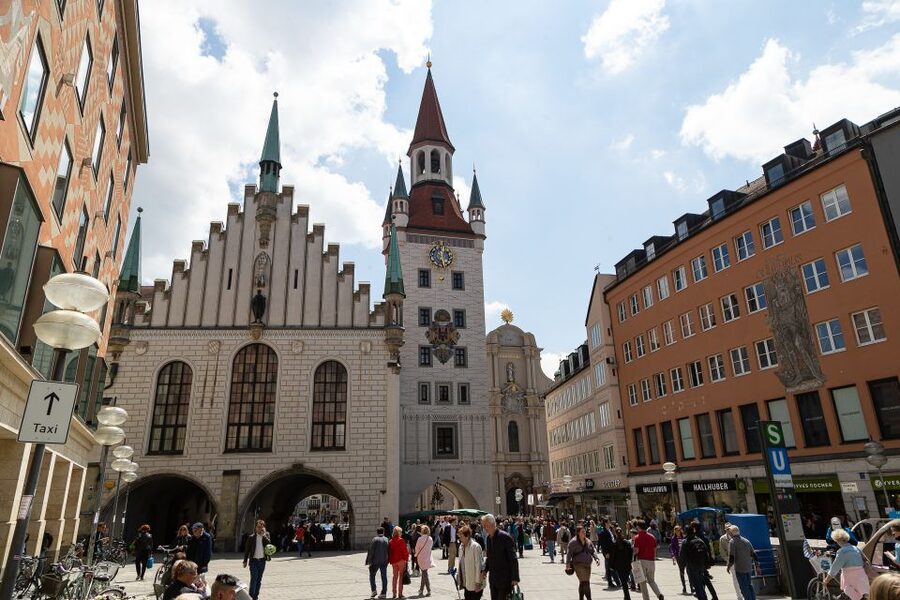 Munich: Big Bus Hop-On Hop-Off Sightseeing Bus Tour - Is $27 good value for Munich?
