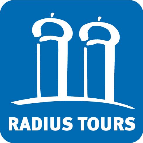 Munich: Birthplace of the Third Reich Guided Walking Tour - Meeting at Radius Tours and reaching central Munich