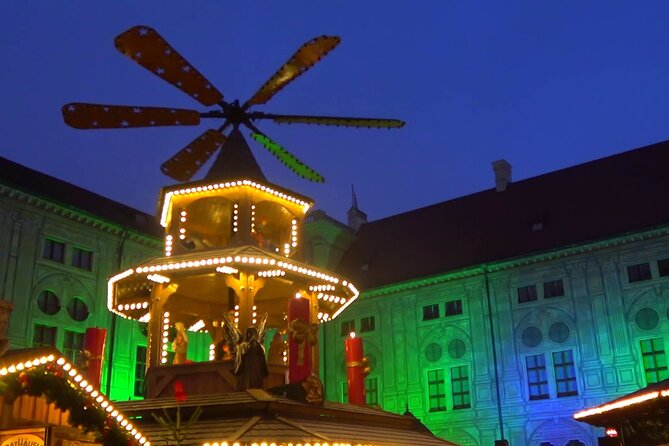 Munich Christmas Market Small Group Tour with Gingerbread Heart - Starting at Karlstor with ice skating and Glühwein