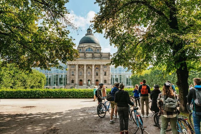 Munich: Classic Guided City Tour by Bike (English Tour Only) - Weather, clothing, and practical preparation