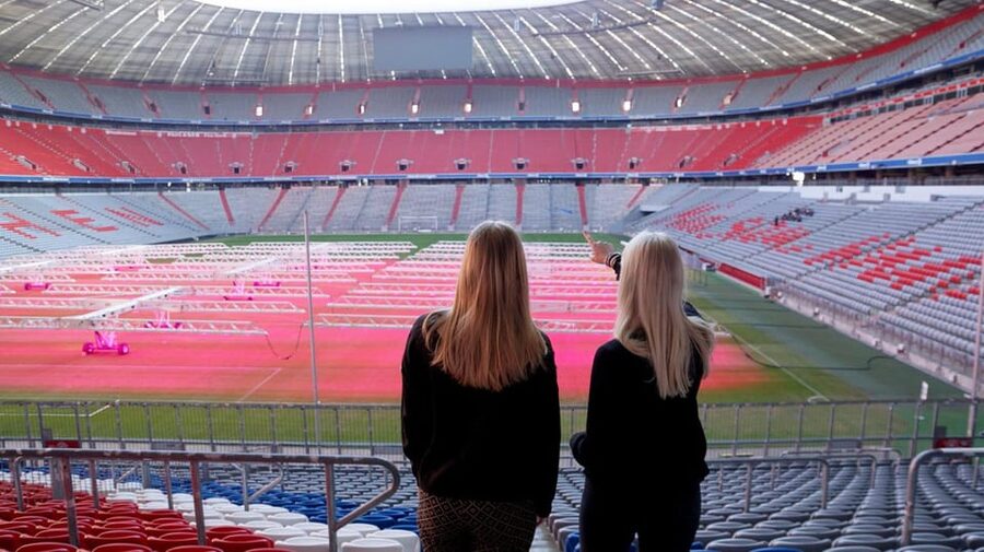 Munich: FC Bayern Museum + Arena View - Start with the Allianz Arena from the North Stand