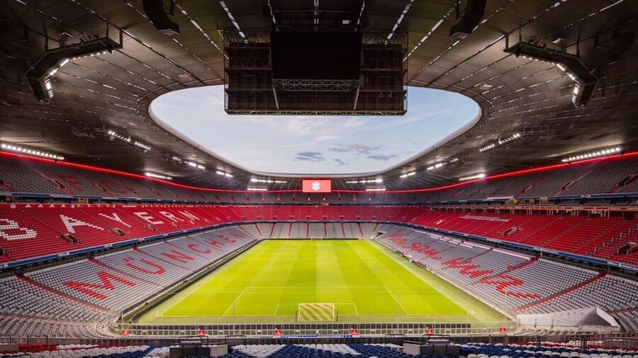 Munich: FC Bayern Museum + Arena View - The FC Bayern Museum tells the club’s story