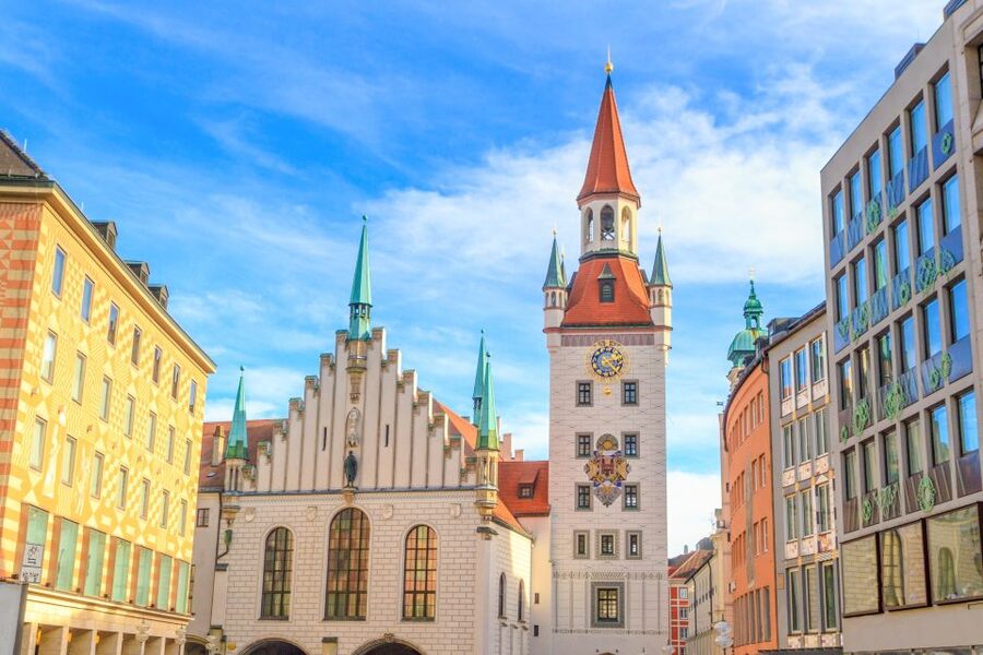 Munich Hop-On Hop-Off Tour: 1-Day or 2-Day Ticket - Timetables matter more than the map