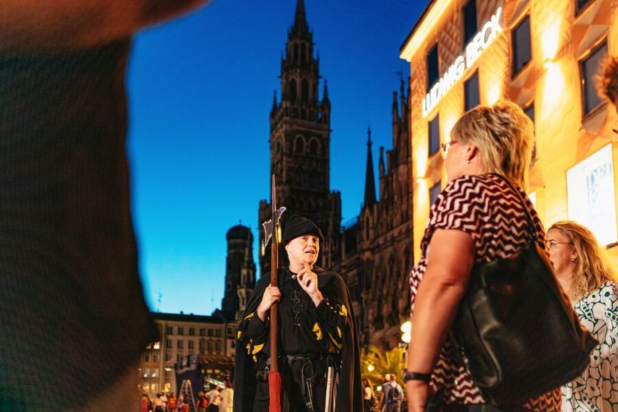 Munich: Middle Ages Tour with Night Watchman - Marienhof and the city wall