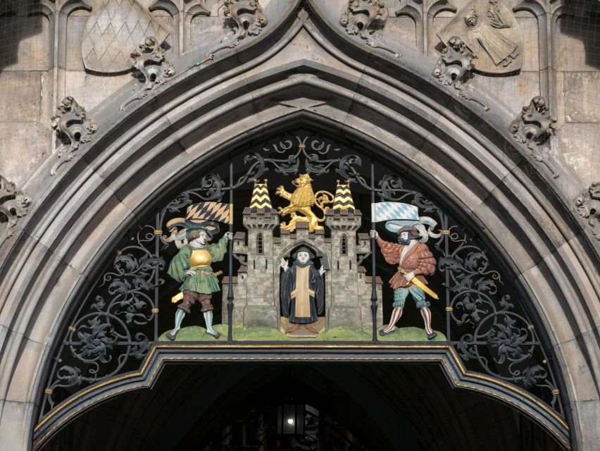 Munich: Old Town Guided Walking Tour - Munich’s difficult twentieth-century story