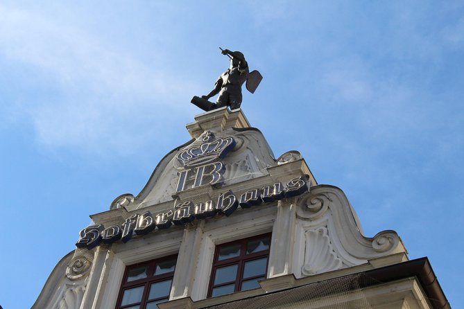 Munich: Old Town Walking Tour - Beer halls and the famous breakfast question