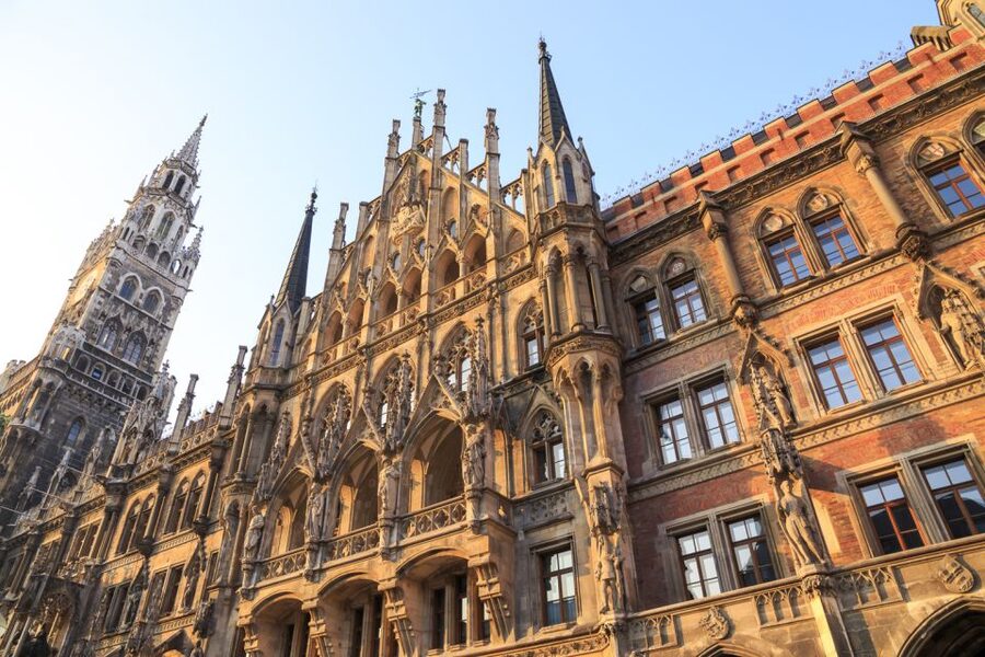 Munich: Third Reich & WWII Walking Tour - Königsplatz and the scale of Nazi spectacle