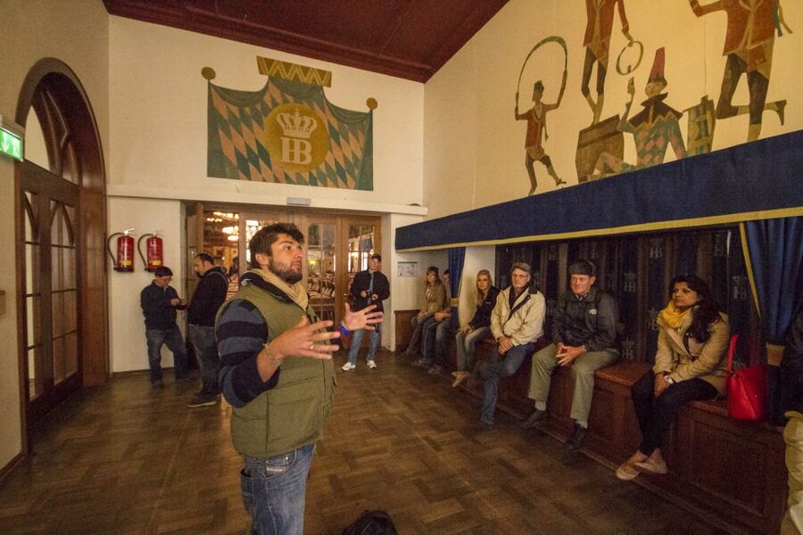 Munich: Third Reich & WWII Walking Tour - How the guides shape the experience