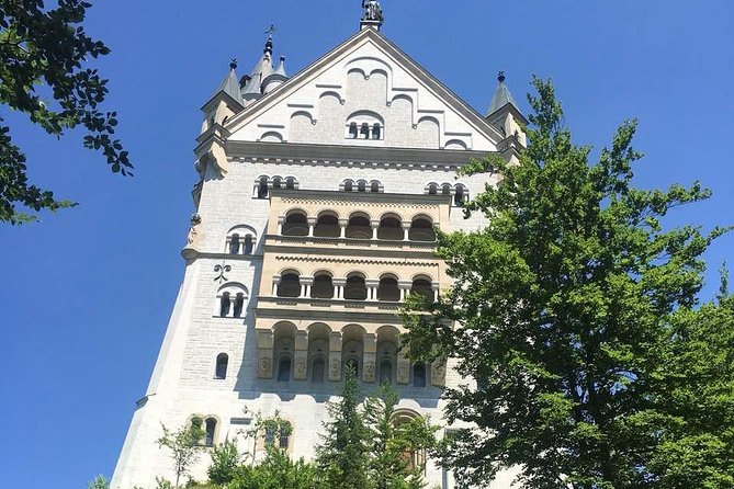 Neuschwanstein Castle and Linderhof Palace Day Trip from Munich - Lunch and free time near the castle