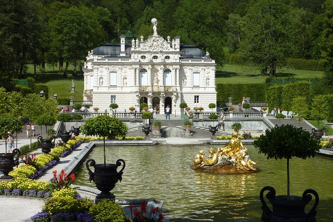 Neuschwanstein Castle and Linderhof Palace Day Trip from Munich - Oberammergau and the painted village facades