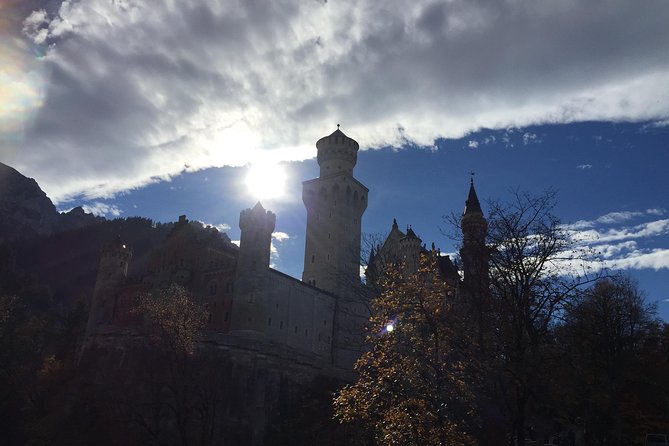 Neuschwanstein Castle Private Tour from Garmisch-Partenkirchen - Oberammergau, church art, and a useful lunch stop