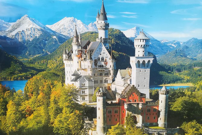 Neuschwanstein Castle Ticket With Audio Guided Tour - Reaching the castle from the parking area