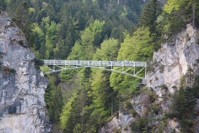 Neuschwanstein Castle Tour with Skip the Line from Hohenschwangau - Key points at a glance