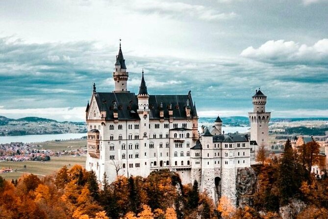 Neuschwanstein Castle Tour with Skip the Line from Hohenschwangau - Meeting at Alpseestraße in Hohenschwangau