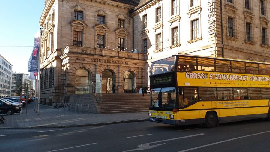 Nuremberg: Hop-On Hop-Off Bus Tour - Taking the full two-hour circuit