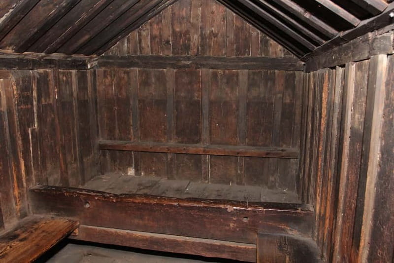 Nuremberg: Medieval Dungeons Guided Tour - Should you book the Nuremberg Medieval Dungeons tour?