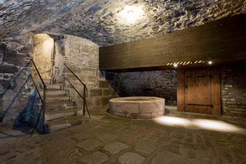 Nuremberg: Medieval Dungeons Guided Tour - Twelve cells and the reality of confinement