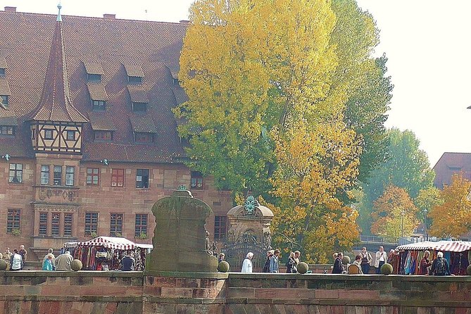 Nuremberg Old Town and Nazi Party Rally Grounds Walking Tour in English - The lunch pause at Hauptmarkt