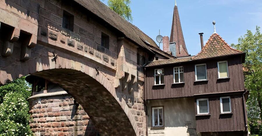 Nuremberg: The Old Town in Evening Light - IN GERMAN - The stories are the real product