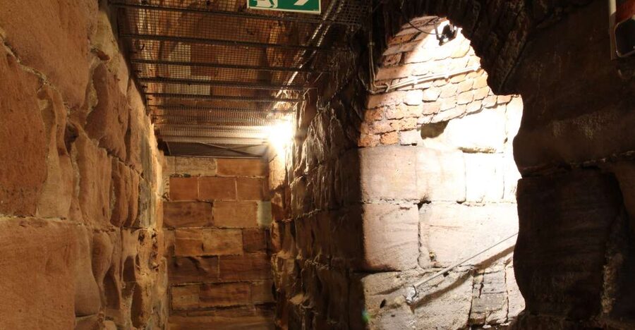 Nuremberg: Tunnels and Secret Passages in the City Wall Tour - Following the paths of the castle defenders