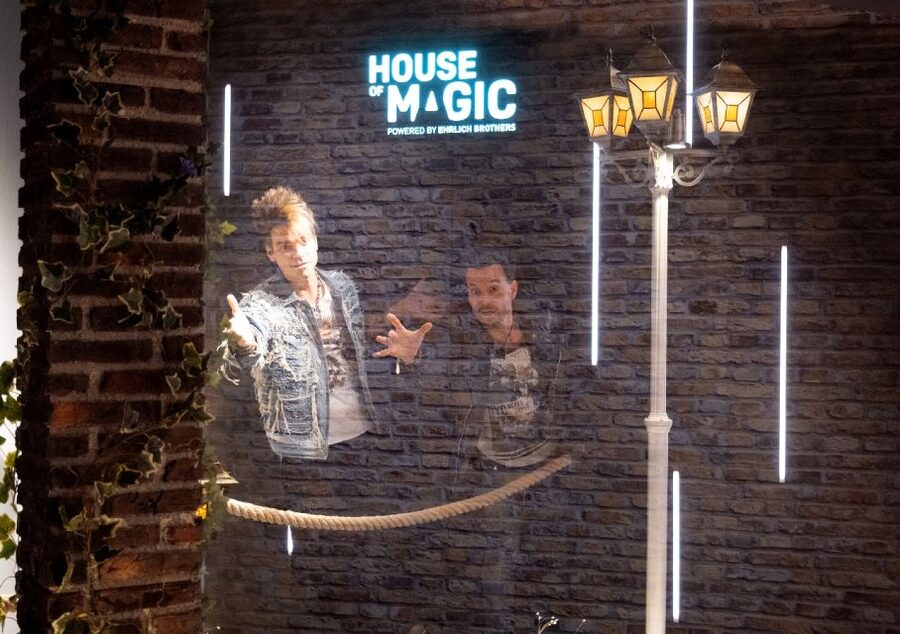 Oberhausen: HOUSE OF MAGIC - powered by Ehrlich Brothers - Should you book HOUSE OF MAGIC?