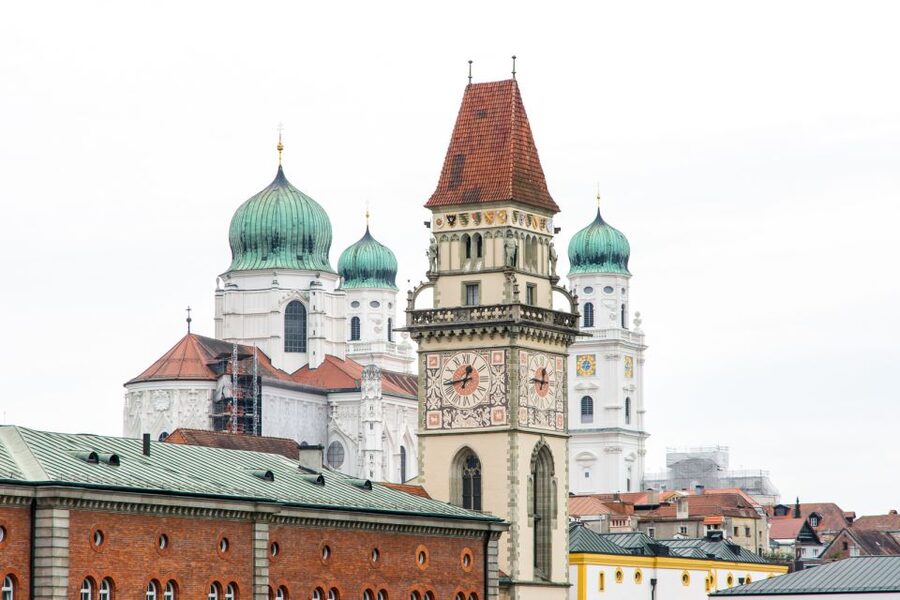 Passau: City Highlights Guided Walking Tour - Town Hall’s clock tower and armored murals