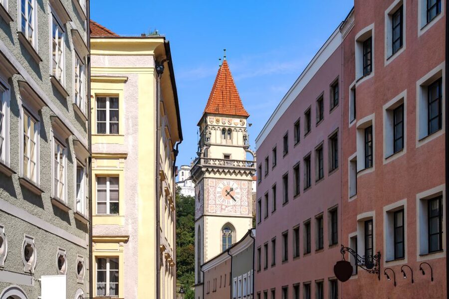 Passau: City Highlights Guided Walking Tour - St. Stephen’s Cathedral and its baroque story