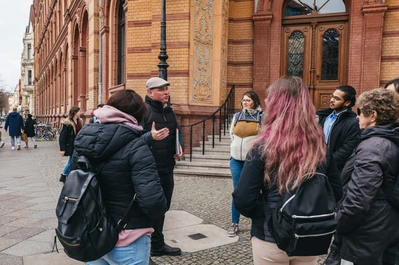 Path of Resistance: Berlin’s Hidden Holocaust Stories - Guide quality and group size