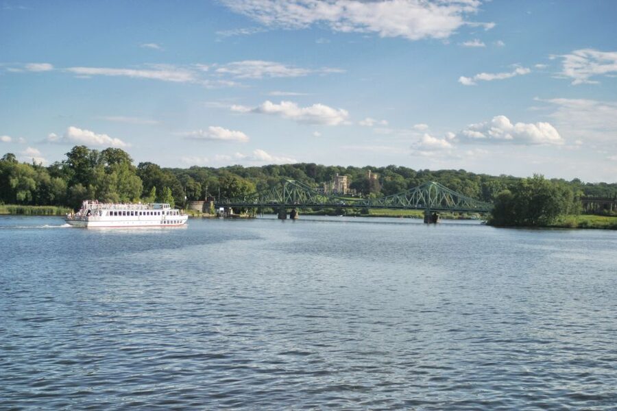 Potsdam: Palace Tour by Boat - Why Potsdam looks so good from the Havel