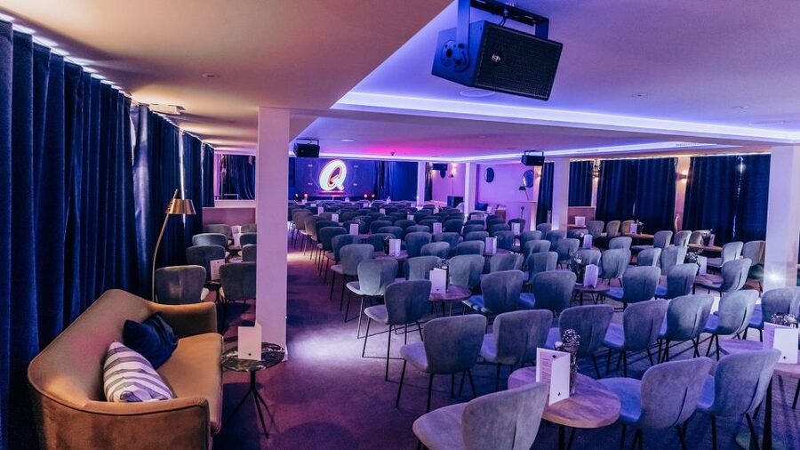 Quatsch Comedy Club Hamburg: Die Live Show - How the $40 ticket measures up