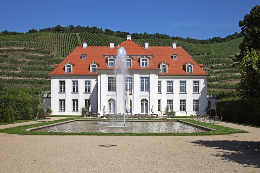 Radebeul: Scavenger Hunt Self Guided Tour - Views from the Bismarck Tower and Spitzhaus