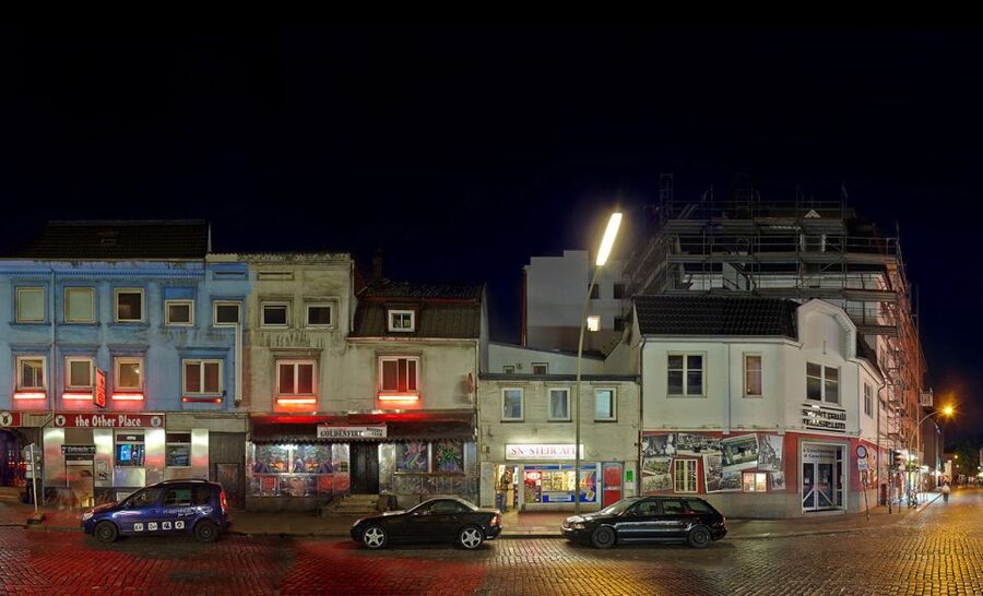 Reeperbahn Walking Tour with St. Pauli Local - Hamburger Berg and the return to Reeperbahn