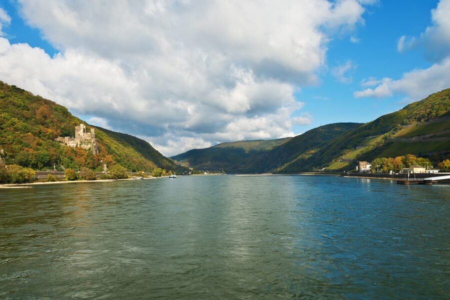 Rhine Valley Castles: 1.5-Hour Boat Tour from Rüdesheim - Why the Middle Rhine looks best from the water