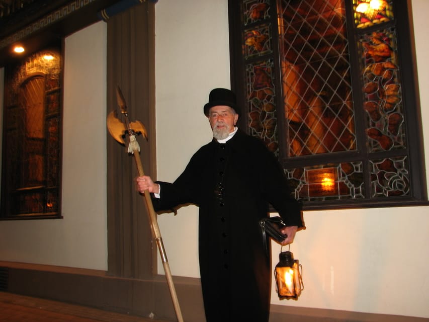 Schwerin: Tour with the Night Watchman - The cathedral gives the walk its first major landmark