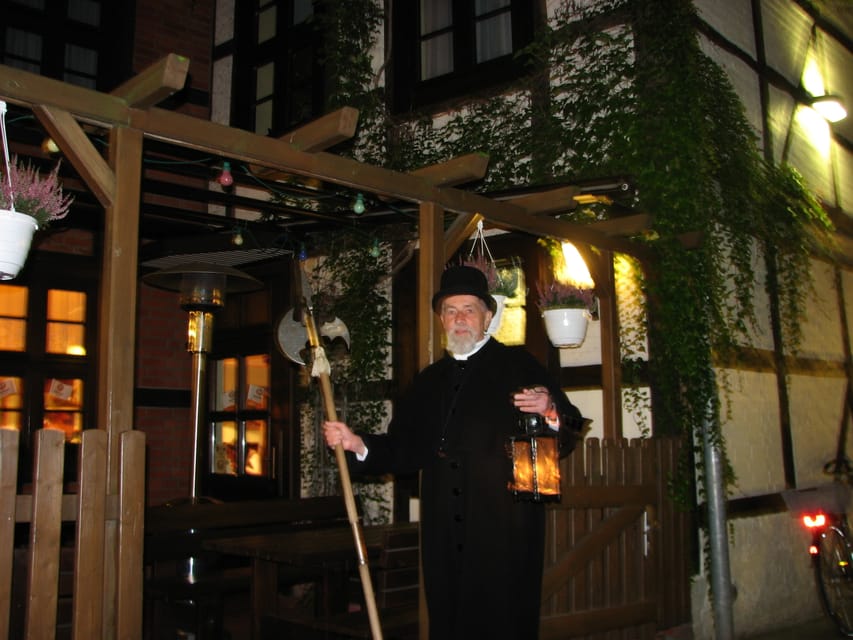 Schwerin: Tour with the Night Watchman - Narrow lanes reveal the old heart of Schwerin