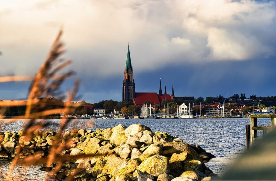 The shadows of history - "Schleswig's dark secrets - Plague stories in a peaceful old town