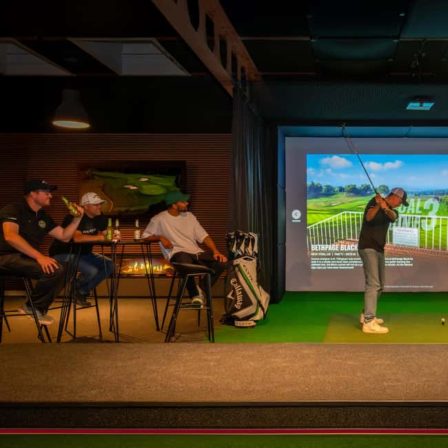 The Ultimate Berlin Golf Bar for Groups, Games & Good Times - What Trackman Adds to the Game