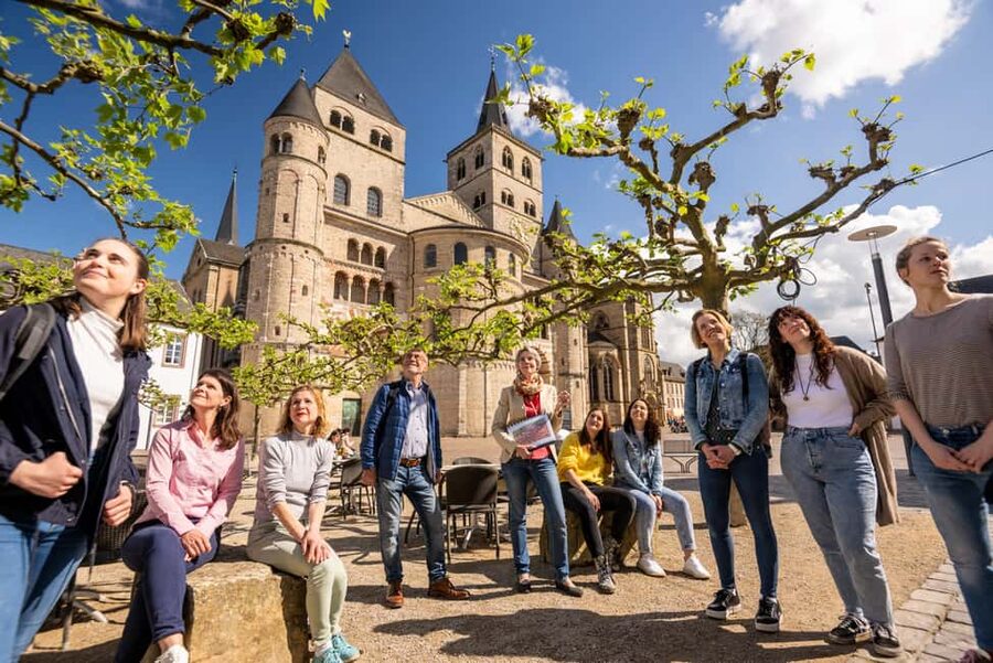 Trier: City Walking Tour - Meeting the guide at the Porta Nigra