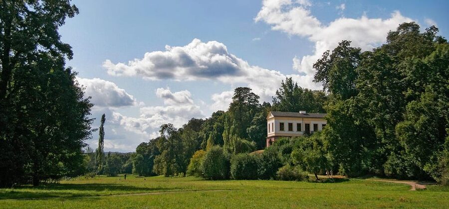 Weimar: Old Town Guided Walking Tour - Key points to know before you go