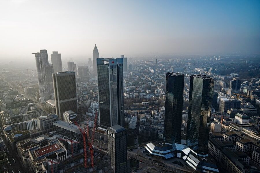 Welcome to Frankfurt: Private Tour with a Local - Art, street life, and less familiar neighborhoods